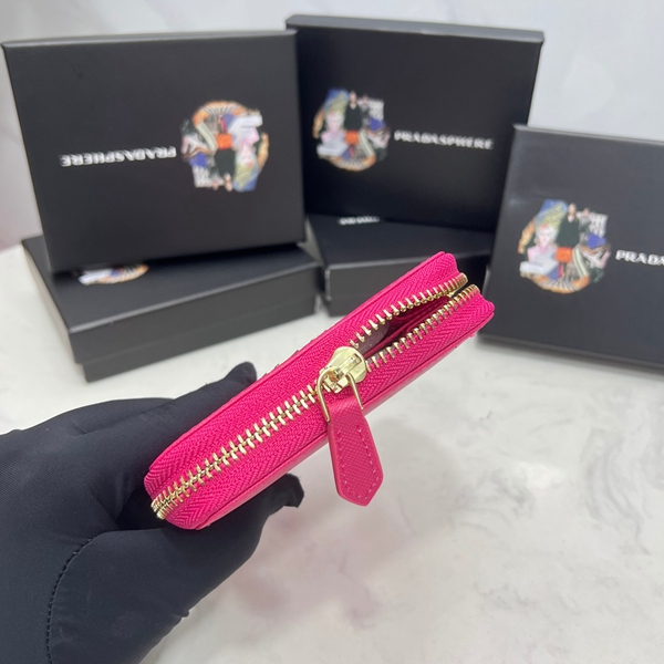 プラダ財布コピー素材ディテール